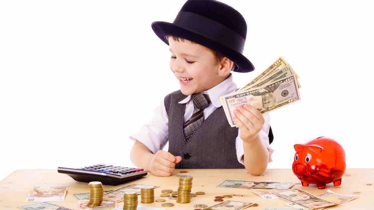 5 Maddede Çocuklarınıza Parayı ve Onu Nasıl Kullanacağını Öğretin